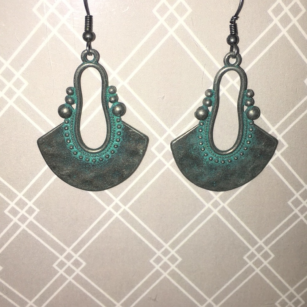 ⭐️ Boho inspired  earrings